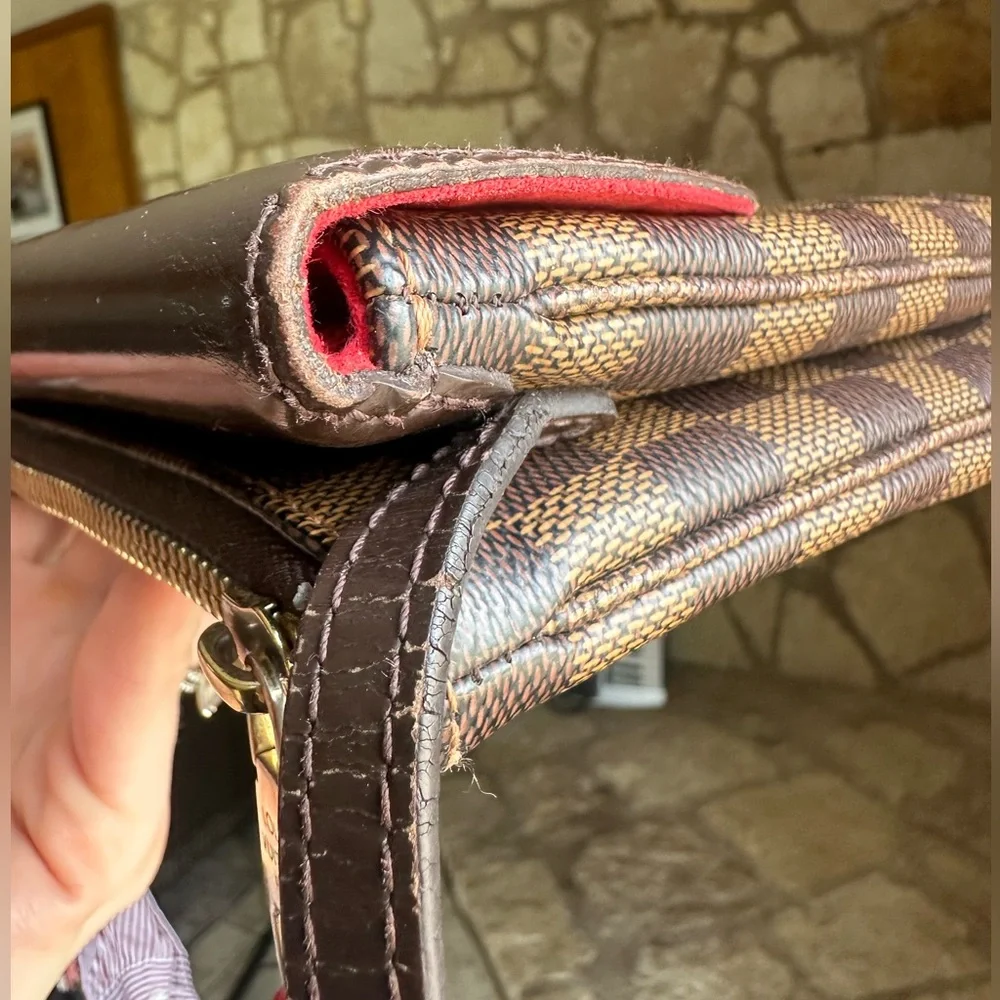 Authentic Louis Vuitton Damier Twice Crossbody Bag